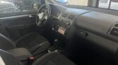 Volkswagen Touran 1.6 TDI 105 CV DSG lateral